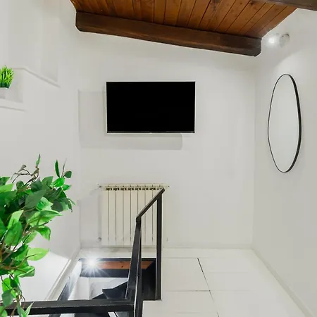 Apartament Duplex Trastevere With Courtyard