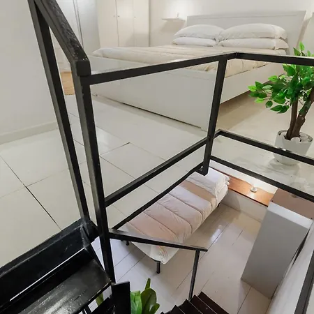 Duplex Trastevere With Courtyard Apartament Rzym