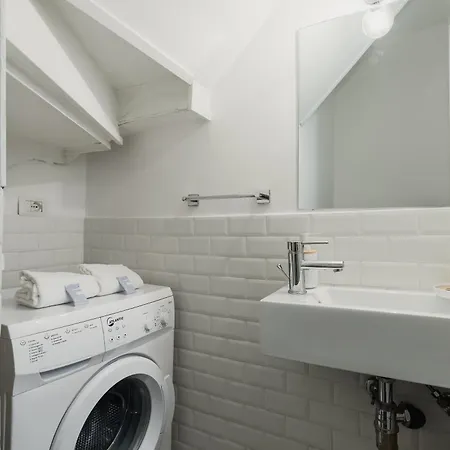 Duplex Trastevere With Courtyard Apartament *