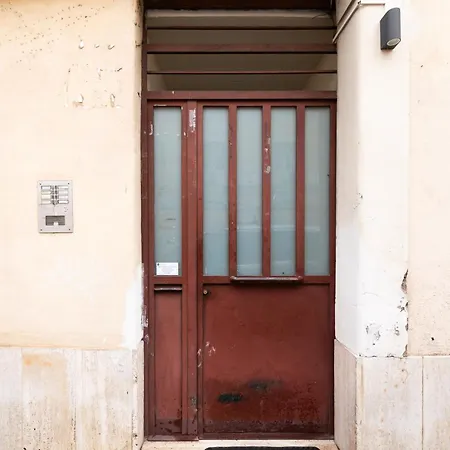 Duplex Trastevere With Courtyard
