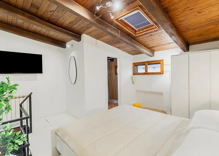 Apartamento Duplex Trastevere With Courtyard
