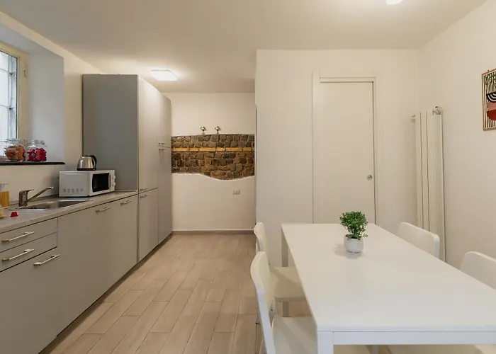 Duplex Trastevere With Courtyard Apartamento